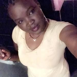 Meet your Posher, Monica